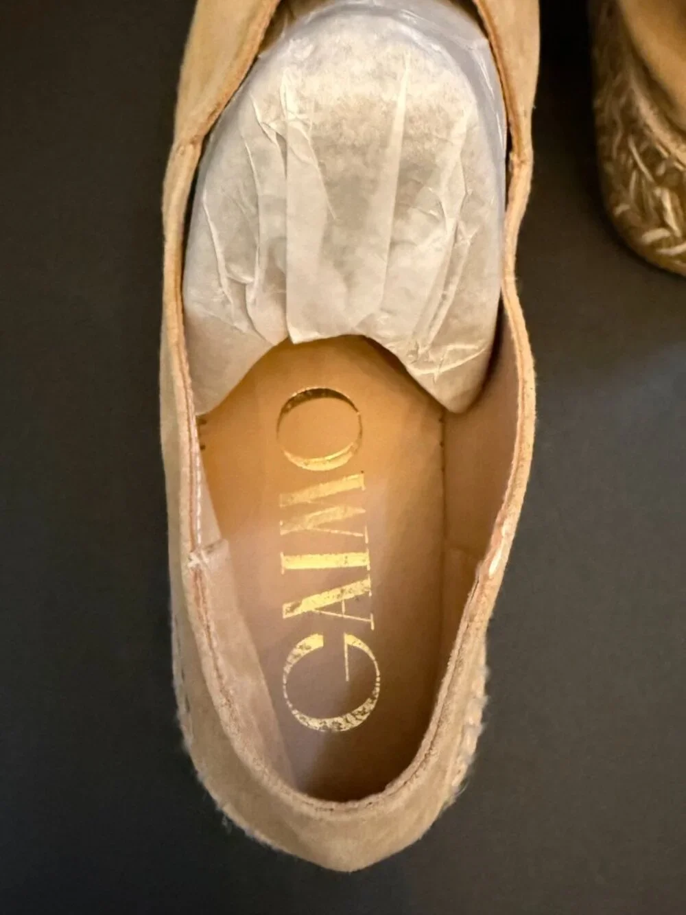 Gaimo Cream Suede Espadrille Wedges (EU 39)